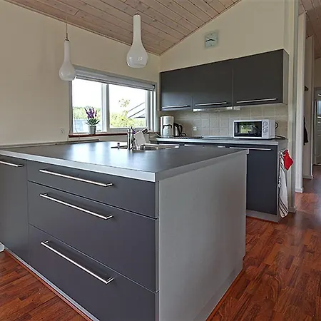 Three-bedroom Holiday In